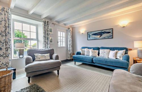 Edmonton House | Spring Cottage