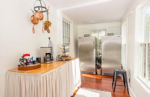 Hot Springs House | Spring Creek Farmhouse