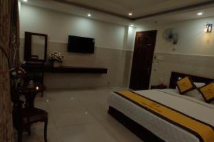 Ba Queo Hotel | Spring Hung Anh Hotel - Sân Bay TSN