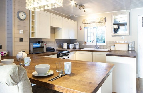 South Cerney House | Spring Lake 19, The Lake House