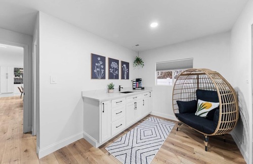 St. Charles House | Spring SALE | Historic St. Charles | W/Hot Tub