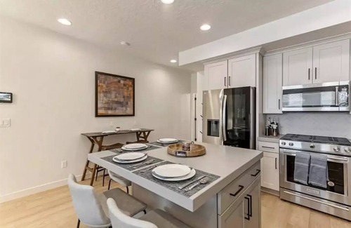 Park City House | Spring Skiing Special! Park City 3bd 3bath- 10 Min to Main Street and Resorts