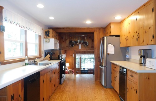 Harrison House | *SPRING SPECIAL* Charming Maine cottage with stunning views over Long Lake!