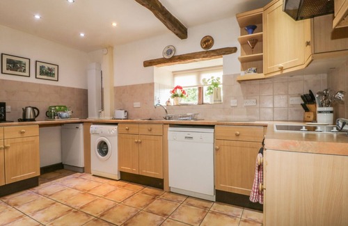Penrith Cottage | SPRINGARTH COTTAGE, pet friendly, with a garden in Newby