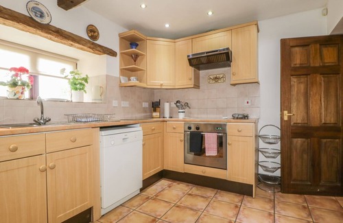 Penrith Cottage | SPRINGARTH COTTAGE, pet friendly, with a garden in Newby