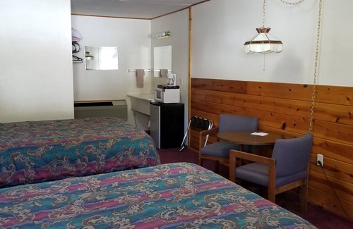 Hill City Hotel | Springcreek Inn