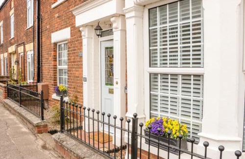 Fakenham House | Springfield