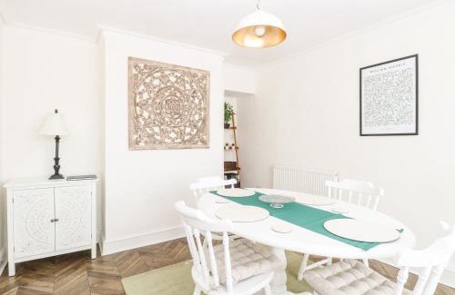 Fakenham House | Springfield