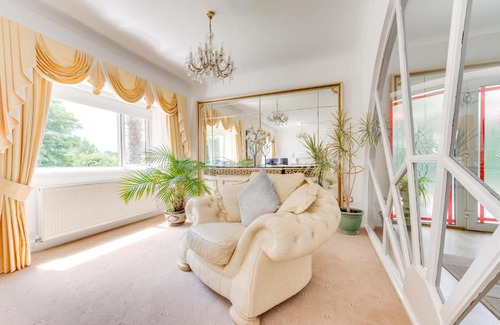Tenby House | Springfield