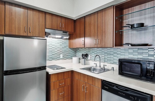 Anaheim Resort Hotel | SpringHill Suites Anaheim Maingate