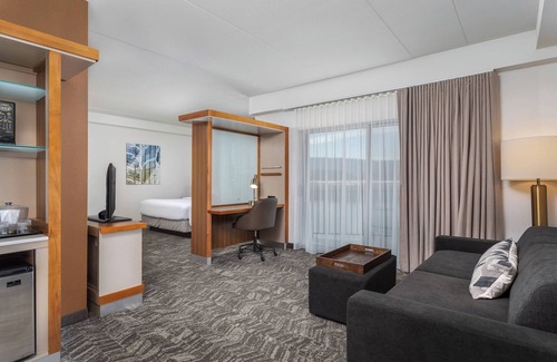 Downtown Chattanooga Hotel | SpringHill Suites by Marriott Chattanooga Downtown/Cameron Harbor