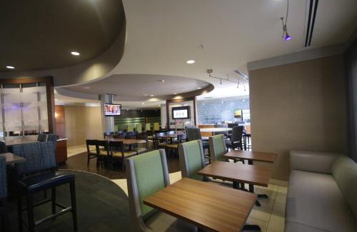North Charleston Hotel | SpringHill Suites by Marriott Charleston North