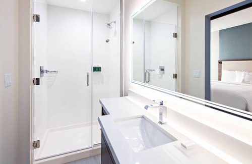 Valencia Hotel | SpringHill Suites by Marriott Valencia