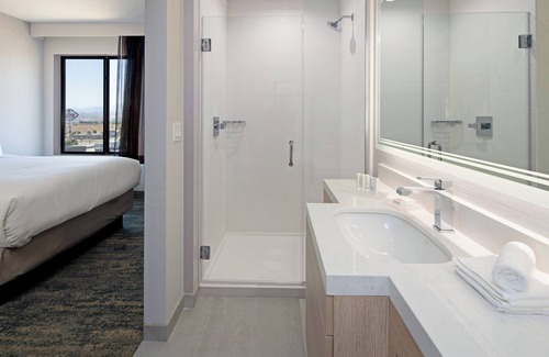Valencia Hotel | SpringHill Suites by Marriott Valencia