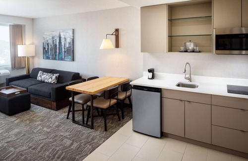 Queens Hotel | SpringHill Suites by Marriott New York JFK Airport/Jamaica