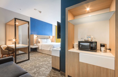 Marina Hotel | SpringHill Suites by Marriott The Dunes On Monterey Bay