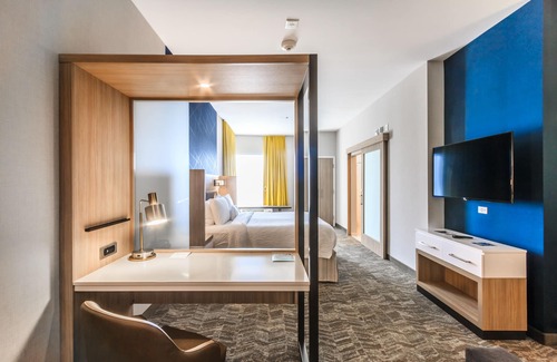 Marina Hotel | SpringHill Suites by Marriott The Dunes On Monterey Bay