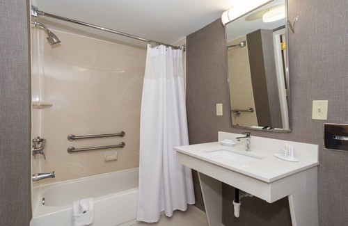Concord Hotel | SpringHill Suites by Marriott Charlotte Concord Mills Spdwy