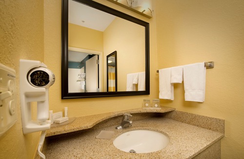 Northside Hotel | SpringHill Suites by Marriott Jacksonville North I-95 Area