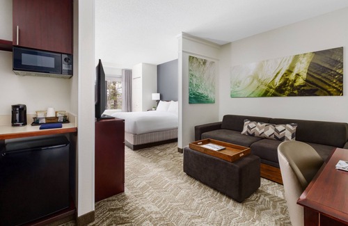 Manchester Hotel | SpringHill Suites Manchester-Boston Regional Airport