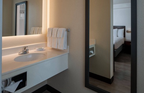 Dania Beach Hotel | SpringHill Suites Marriott Ft Lauderdale Airport/Cruise Port