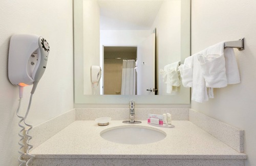 Ellendale Hotel | Springhill Suites Memphis East/Galleria
