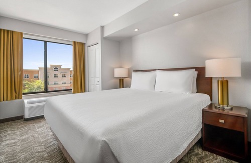 Glendale Sports and Entertainment District Hotel | Springhill Suites Phoenix Glendale Sports & Entertainment District