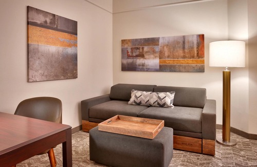 Safford Hotel | SpringHill Suites Thatcher