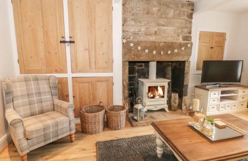 New Mill House | Springwood Cottage