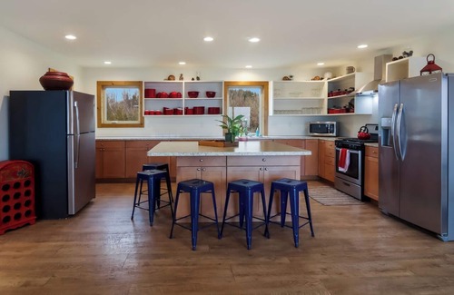 Frankfort House | Spruce at Lake Bluff Preserve-Lake Michigan Views-Sleeps 20