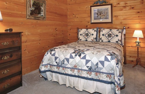 Cosby Cabin | Spruce Lane - 2 Bedrooms, 2 Baths, Sleeps 6 Cabin by RedAwning