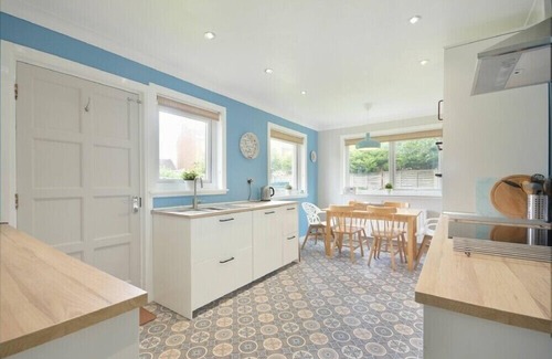 Embleton Cottage | SPUGGIES REST, pet friendly, with open fire in Embleton