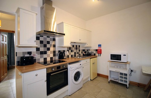 Louth Cottage | Squirrel Cottage, Covenham Holiday Cottages