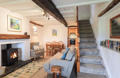 Bassenthwaite Cottage | SQUIRREL COTTAGE, pet friendly, with open fire in Bassenthwaite