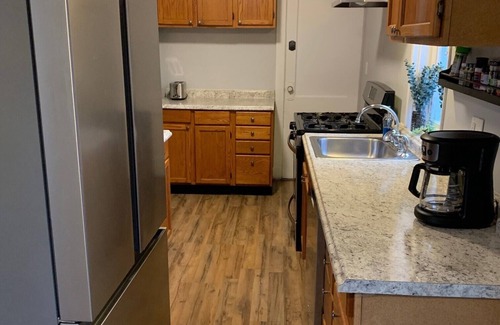 Squirrel Hill South House | Squirrel Hill home, sleeps 11. 10 min to Oakland & Downtown.