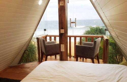 Dodanduwa Hotel | Sri Lanka Beach House Hotel and SPA
