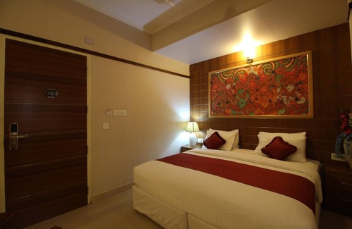 Guruvayur Hotel | Srivar Hotels