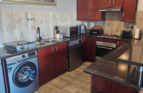 Century City Apartment | Ss Luxury Apartments Island Club