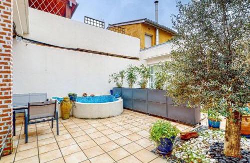 Saint - Agne House | St Agne 3 min du métrobus - Patio - bassin