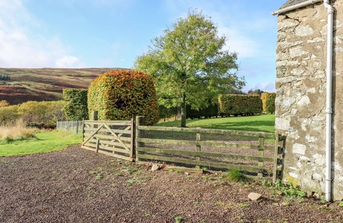 Duns House | ST AGNES, pet friendly, character holiday cottage in Duns