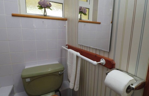 St. Ann's Chapel Villa | St Ann's Cottage Sleeping 4 - Situated on a Beautiful Holiday Village