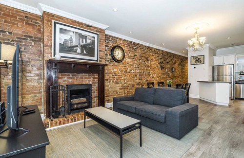 Dufferin Grove Apartment | St Annes Suites