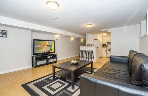 Dufferin Grove Apartment | St Annes Suites
