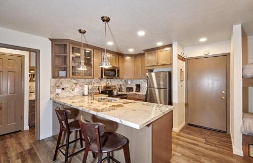 Mammoth Lakes Apartment | St Anton Condos #49 condo