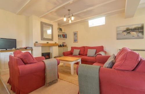 Noss Mayo House | St Aubyn Cottage