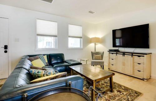 St. Augustine Beach House | St Augustine Cottage with Fire Pit - Walk to Pier!