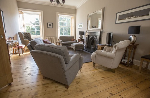 Stockbridge Apartment | St Bernard's Crescent, beautiful bright and well proportioned 3 bed flat
