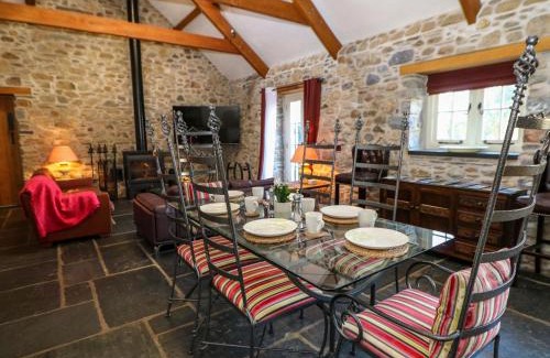 Haverfordwest House | St Dogwells Barn