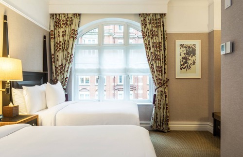 Westminster Hotel | St. Ermins Hotel, Autograph Collection