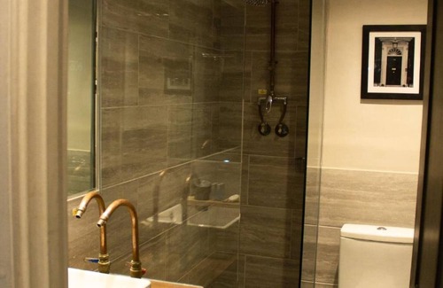 Chatham Hotel | St George Hotel Rochester - Chatham